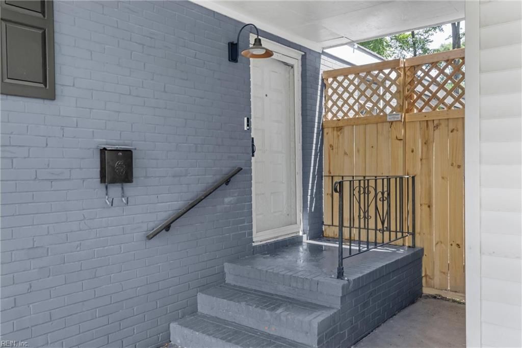 Photo of 3532 EVANGELINE Street, Norfolk, VA 23502 (MLS # 10636666)