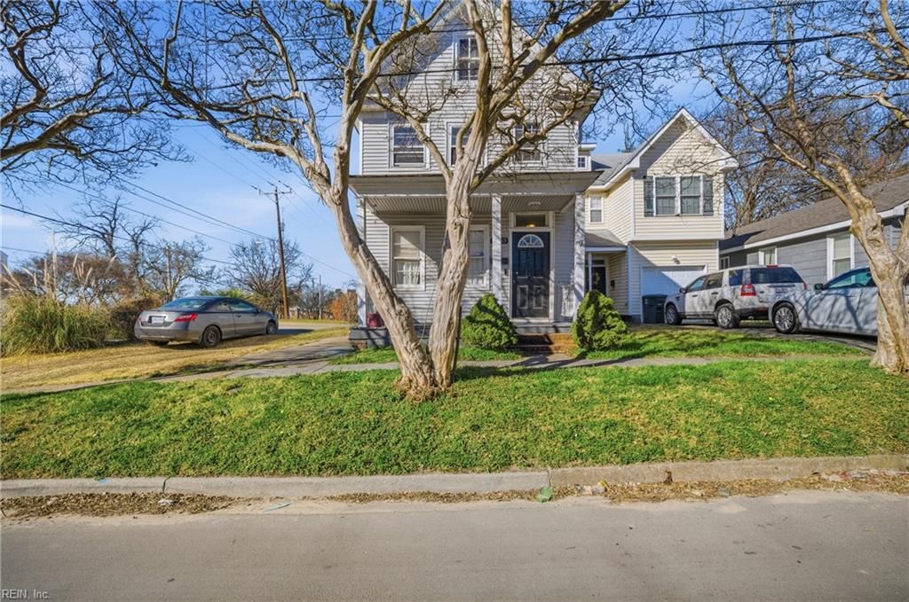 Photo of 2403 West Avenue, Norfolk, VA 23504 (MLS # 10616270)