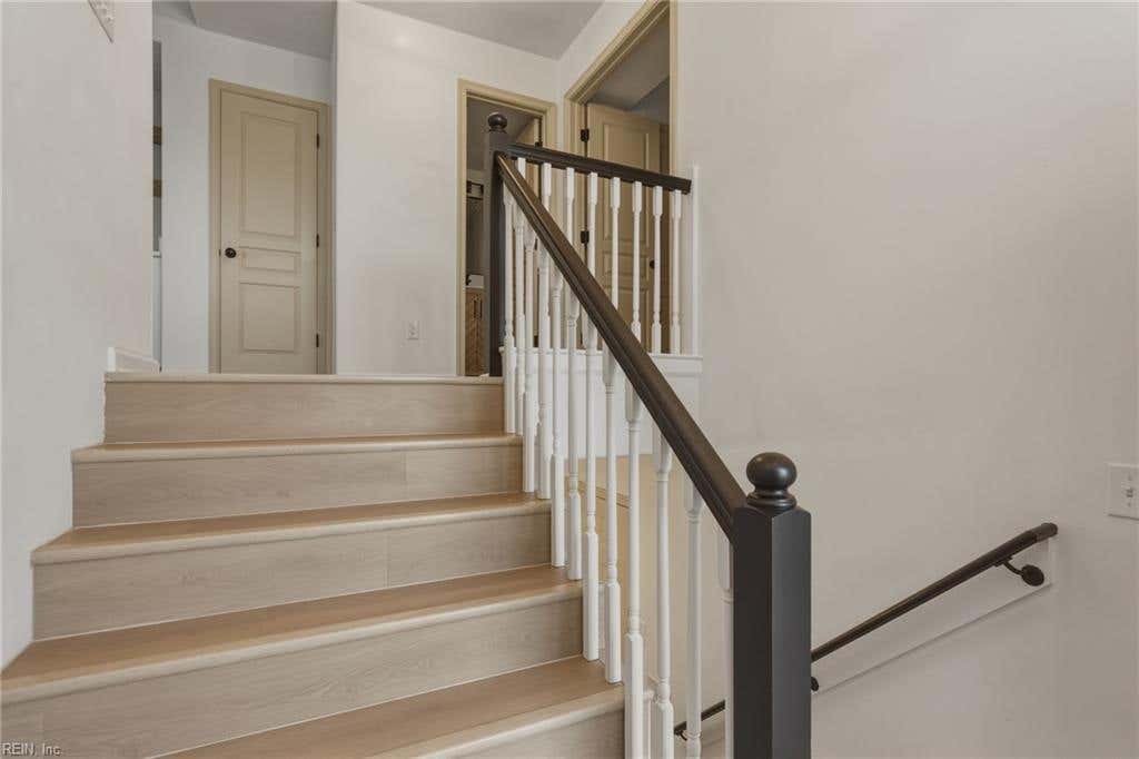 Photo of 214 Stowe Drive, Suffolk, VA 23435 (MLS # 10650343)