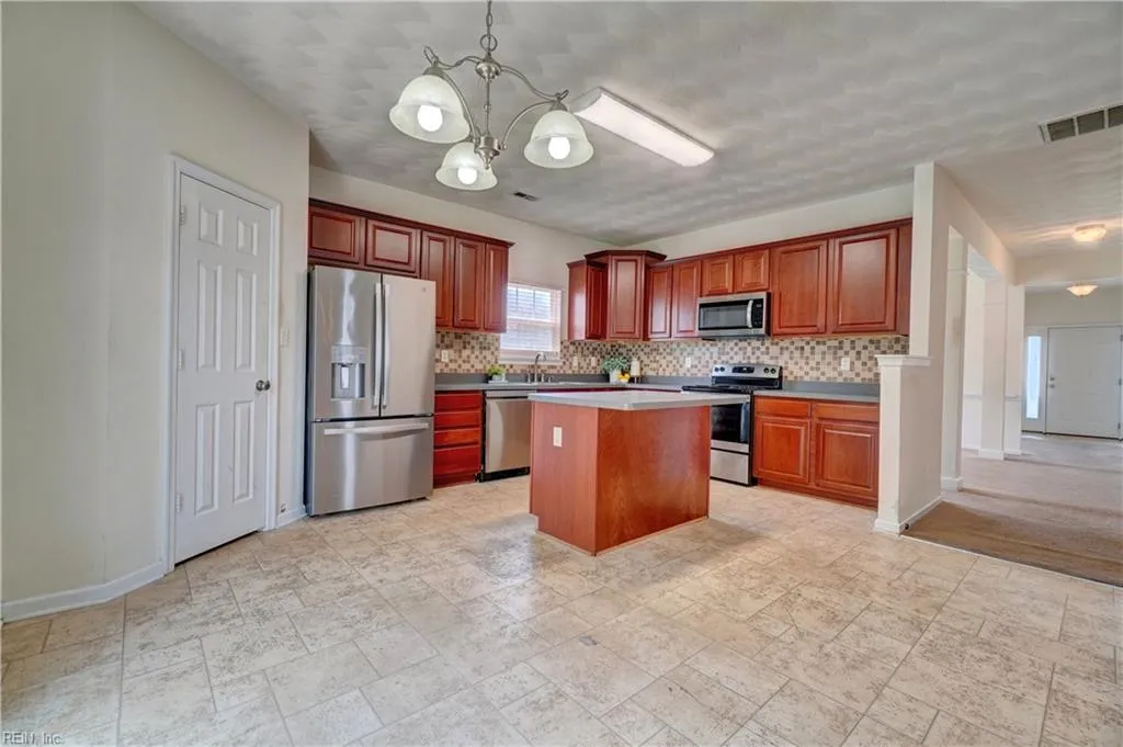 Suffolk, Virginia 23434, United States, 4 Bedrooms Bedrooms, ,3 BathroomsBathrooms,Residential,Active,174599