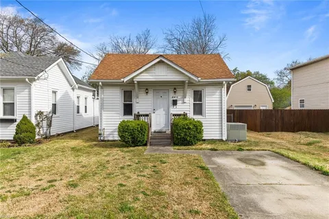4416 South Street, Portsmouth, VA 23707 - #: 10576758