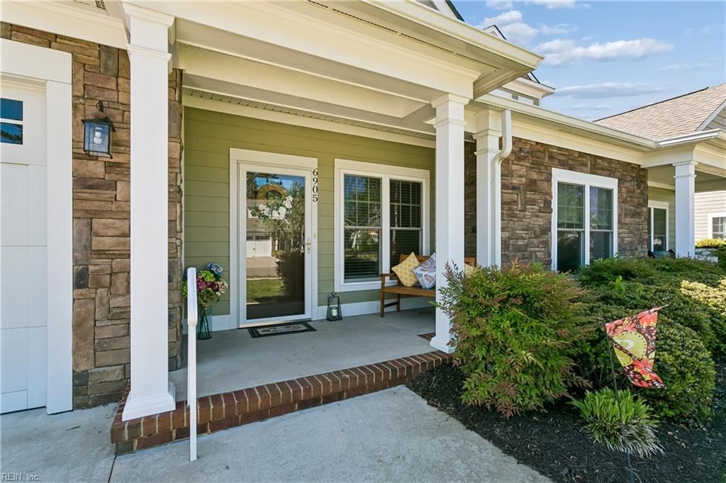 Photo of 6905 Colemans Crossing, Hayes, VA 23072 (MLS # 10630805)