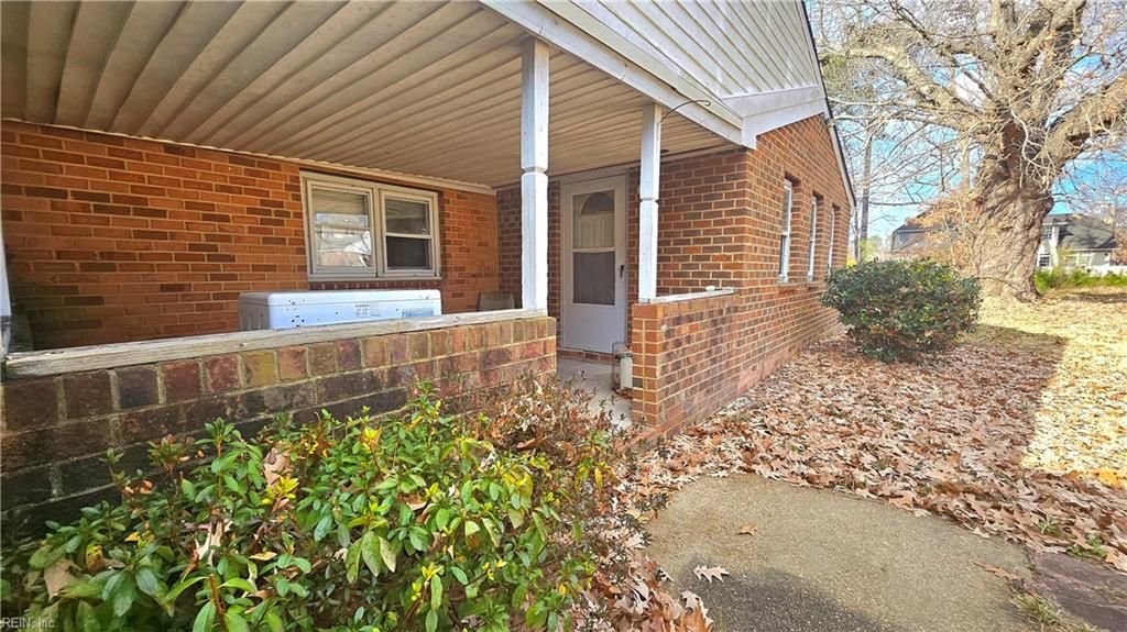 Photo of 2317 Seaboard Road, Virginia Beach, VA 23456 (MLS # 10615572)