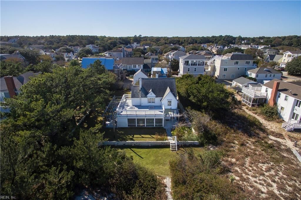 Photo of 6904 Ocean Front Avenue, Virginia Beach, VA 23451 (MLS # 10607580)
