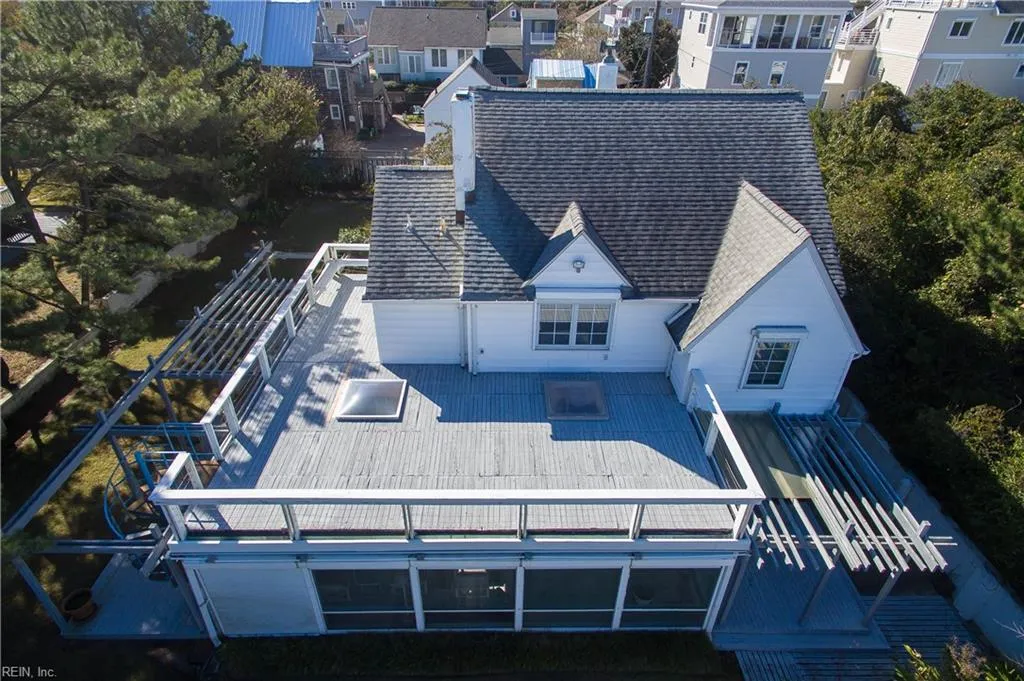 Virginia Beach, Virginia 23451, United States, 5 Bedrooms Bedrooms, ,4 BathroomsBathrooms,Residential,Active,233246