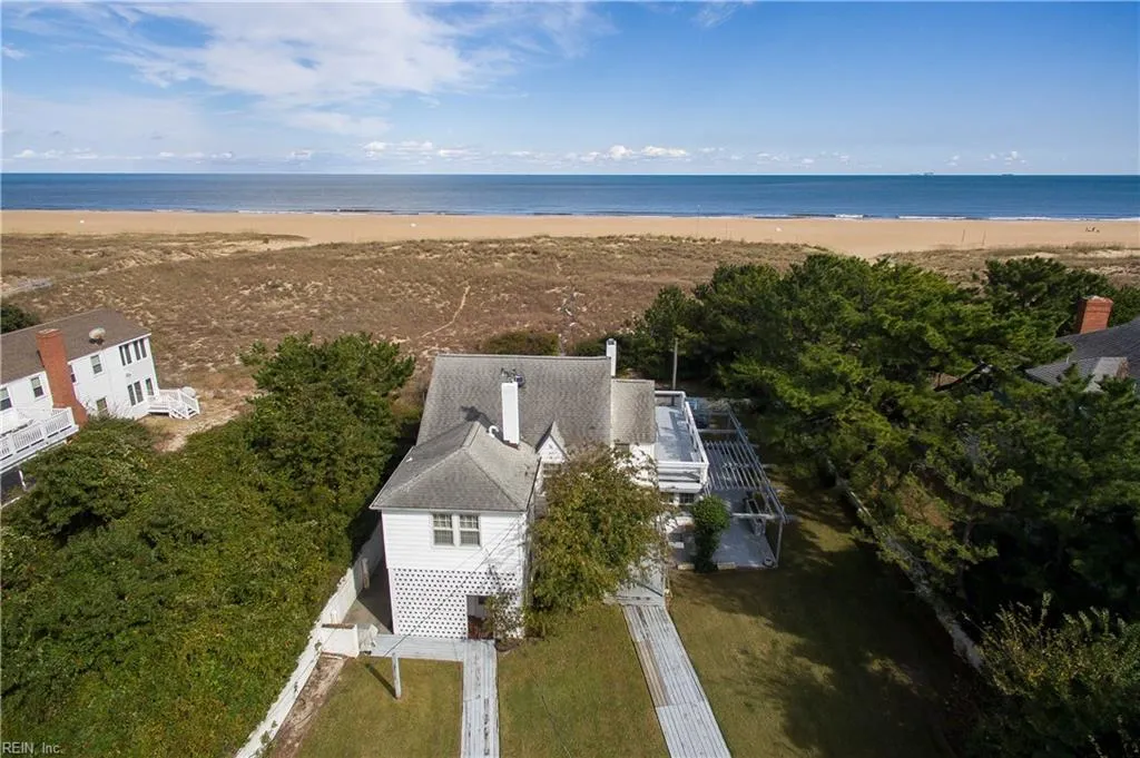 Virginia Beach, Virginia 23451, United States, 5 Bedrooms Bedrooms, ,4 BathroomsBathrooms,Residential,Active,233246
