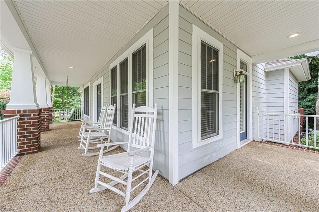 Photo of 101 Lafayette Pointe, Carrollton, VA 23314 (MLS # 10639750)