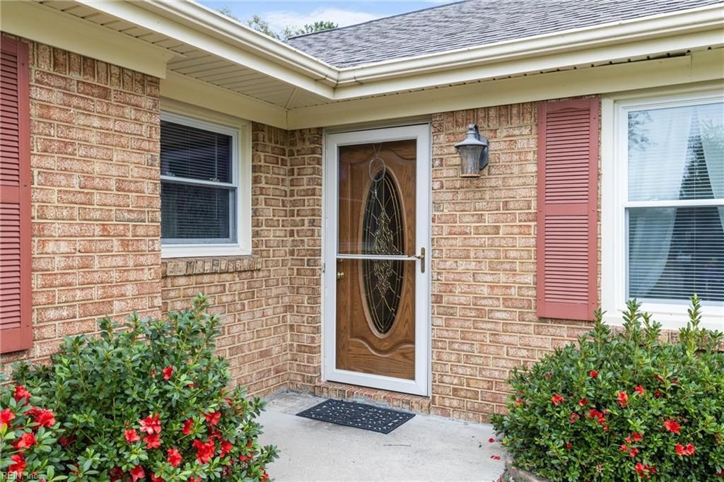 Photo of 1156 Balch Place, Virginia Beach, VA 23454 (MLS # 10604719)