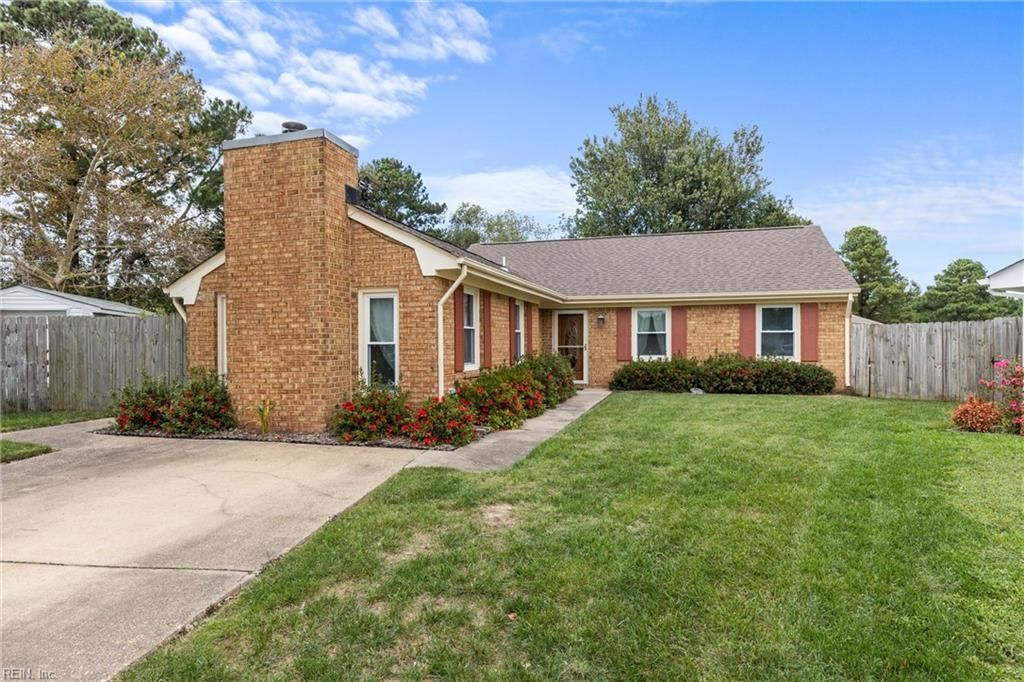 Photo of 1156 Balch Place, Virginia Beach, VA 23454 (MLS # 10604719)
