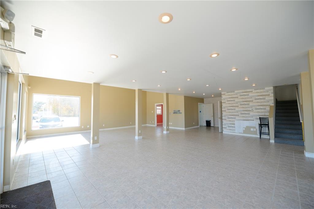 5333 George Washington Mem HWY