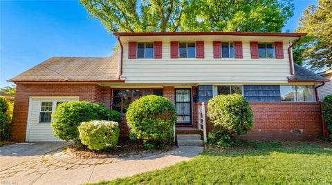 Photo for 5421 Berry Hill RD