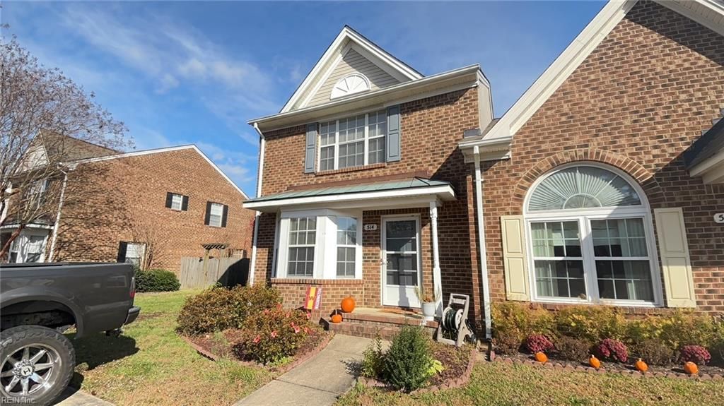 Photo of 514 S Lake Circle, Chesapeake, VA 23322 (MLS # 10613375)