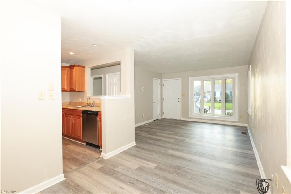 Photo of 211 Jacquelyn Drive, Portsmouth, VA 23701 (MLS # 10614216)