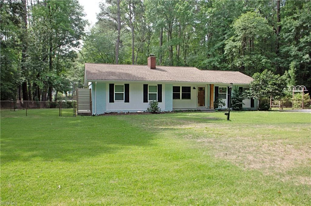 764 Lovers Lane, Mathews, VA, 23109