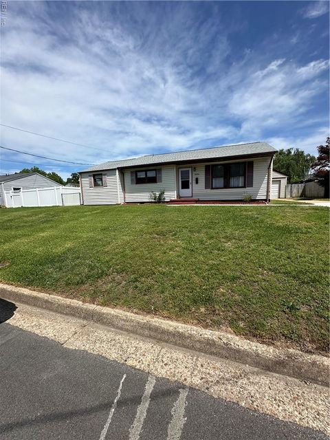 Photo of 1636 King William Road, Virginia Beach, VA 23455 (MLS # 10630476)