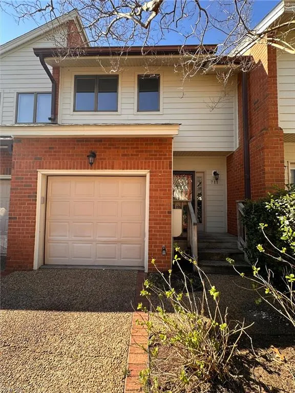 Virginia Beach, Virginia 23451, United States, 2 Bedrooms Bedrooms, ,3 BathroomsBathrooms,Residential,Active,95696