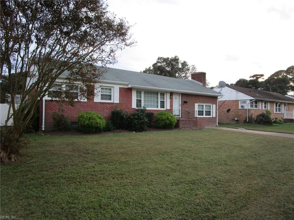 14 Woodburn Drive