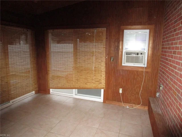 14 Woodburn Drive, photo 4 of 22