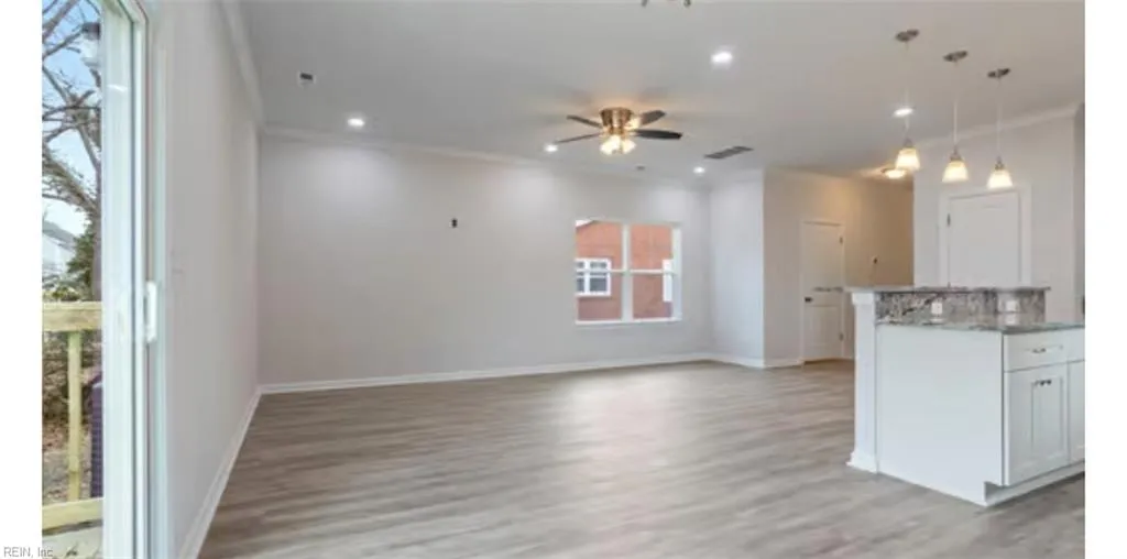 Newport News, Virginia 23607, United States, 4 Bedrooms Bedrooms, ,3 BathroomsBathrooms,Residential,Pending,18755