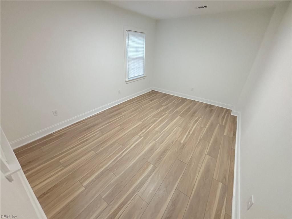 Photo of 102 Cushing Street, Portsmouth, VA 23702 (MLS # 10620324)