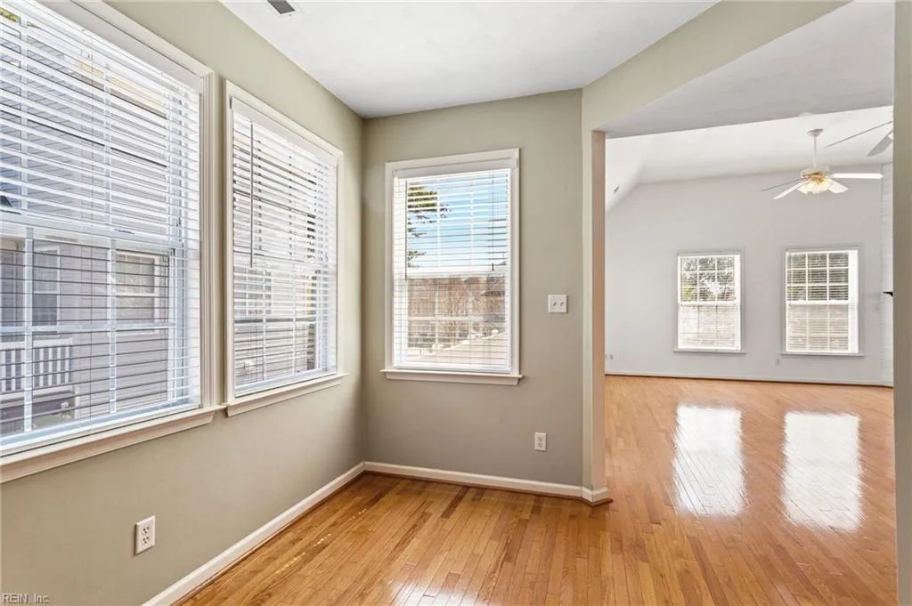 Virginia Beach, Virginia 23455, United States, 3 Bedrooms Bedrooms, ,3 BathroomsBathrooms,Residential,Active,101647