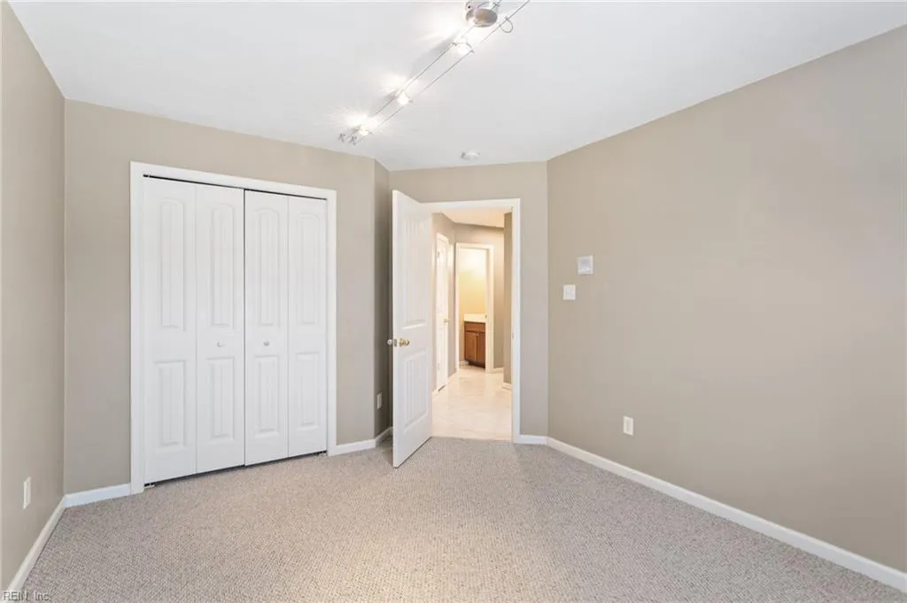 Virginia Beach, Virginia 23455, United States, 3 Bedrooms Bedrooms, ,3 BathroomsBathrooms,Residential,Active,101647