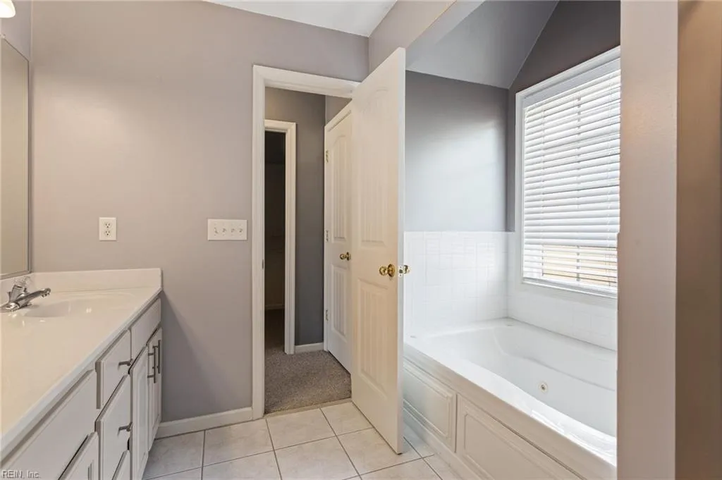 Virginia Beach, Virginia 23455, United States, 3 Bedrooms Bedrooms, ,3 BathroomsBathrooms,Residential,Active,101647