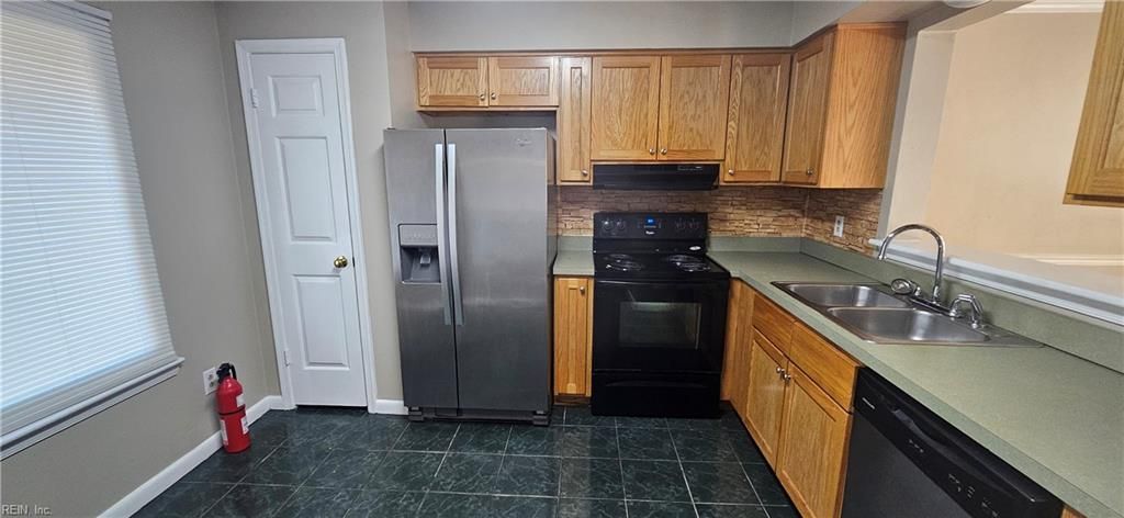 Photo of 3903 Wyckoff Drive, Virginia Beach, VA 23452 (MLS # 10603913)