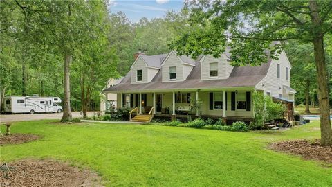 4601 Backwoods Rd DR Chesapeake VA 23322
