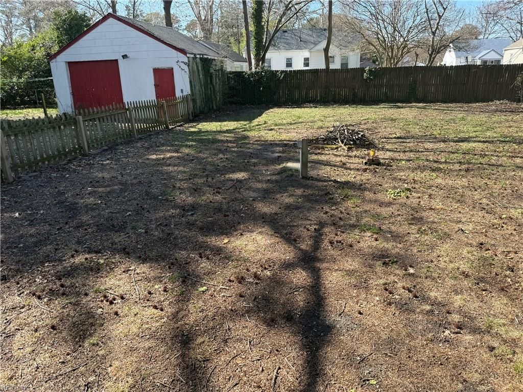 Photo of 105 Smith Avenue, Portsmouth, VA 23701 (MLS # 10623101)