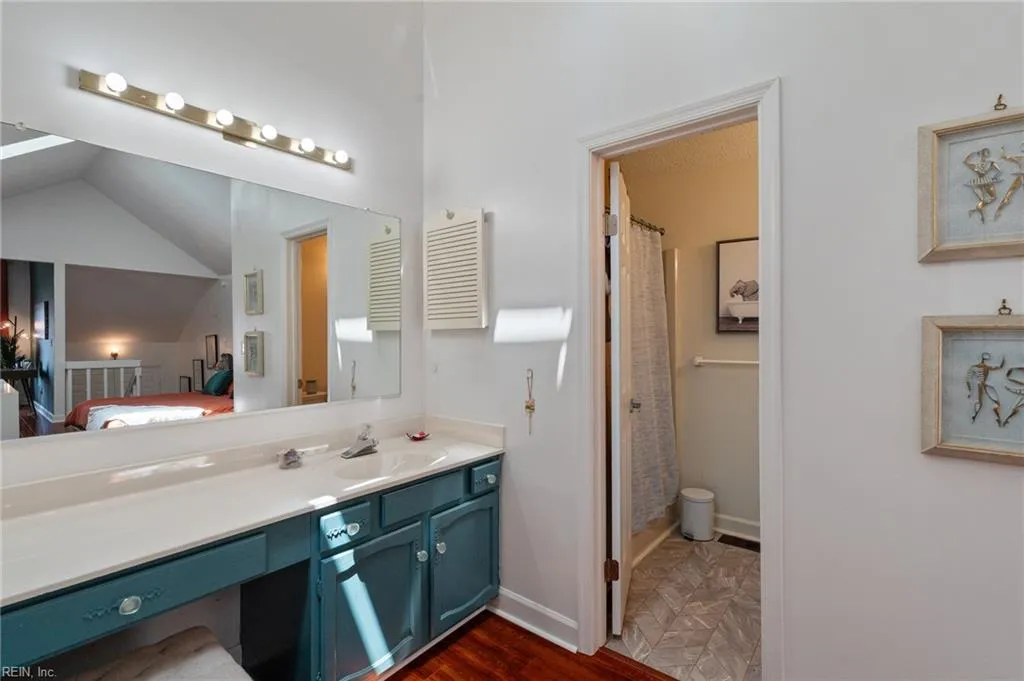 Virginia Beach, Virginia 23451, United States, 2 Bedrooms Bedrooms, ,2 BathroomsBathrooms,Residential,Active,164506