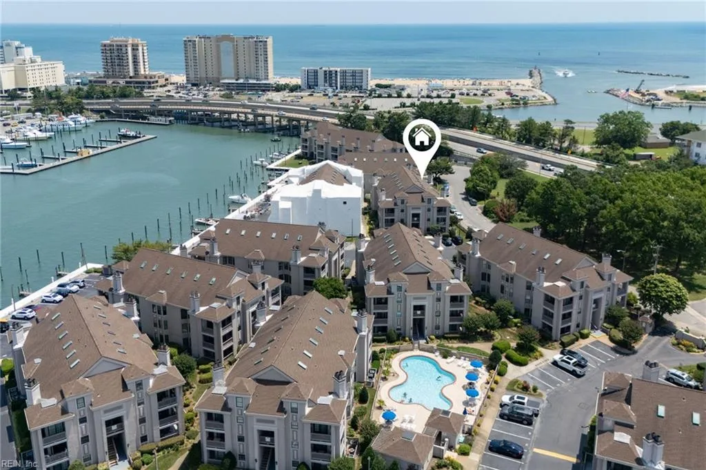 Virginia Beach, Virginia 23451, United States, 2 Bedrooms Bedrooms, ,2 BathroomsBathrooms,Residential,Active,164506