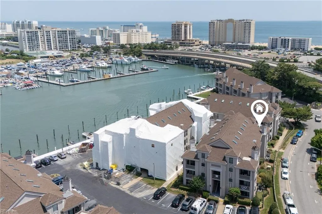 Virginia Beach, Virginia 23451, United States, 2 Bedrooms Bedrooms, ,2 BathroomsBathrooms,Residential,Active,164506