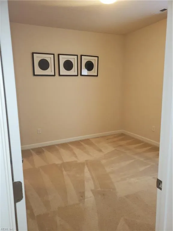 Virginia Beach, Virginia 23456, United States, 4 Bedrooms Bedrooms, ,3 BathroomsBathrooms,Residential,Active,81003