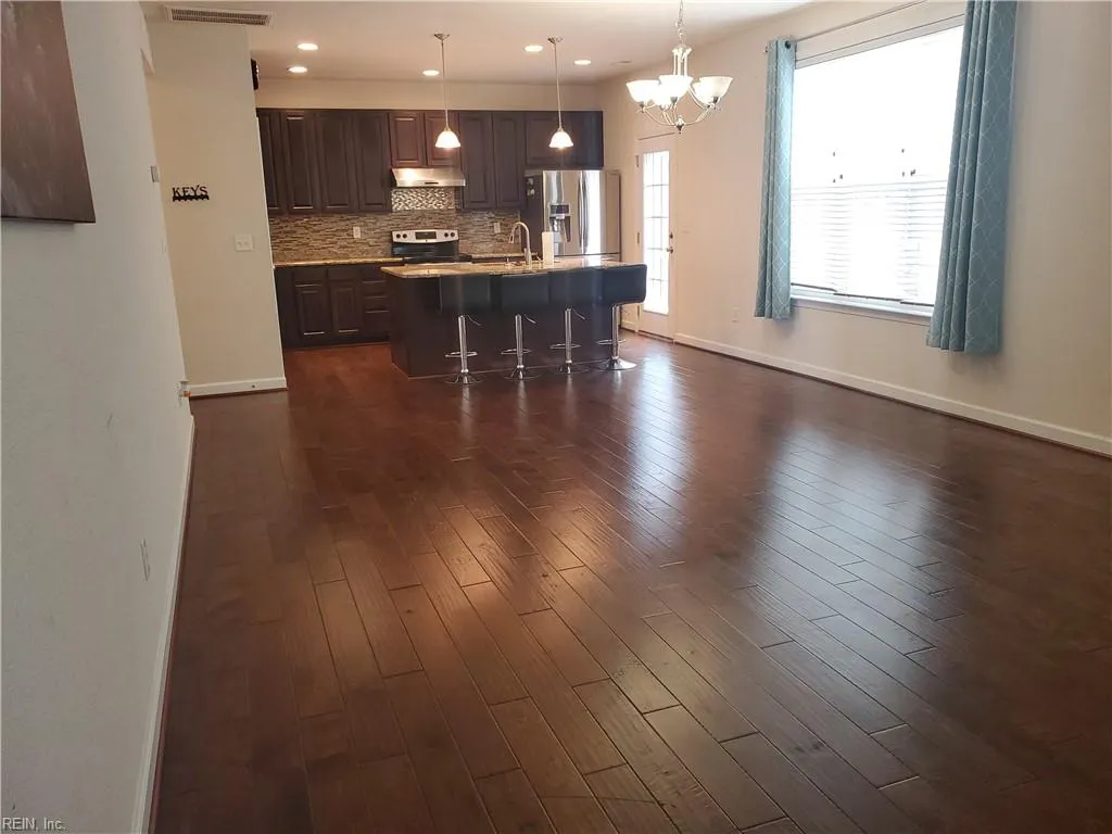 Virginia Beach, Virginia 23456, United States, 4 Bedrooms Bedrooms, ,3 BathroomsBathrooms,Residential,Active,81003