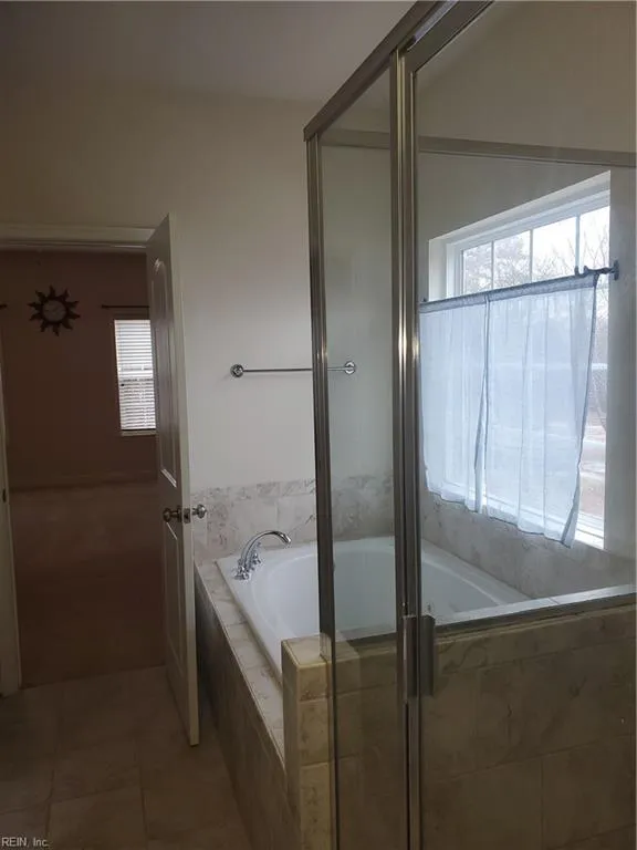 Virginia Beach, Virginia 23456, United States, 4 Bedrooms Bedrooms, ,3 BathroomsBathrooms,Residential,Active,81003