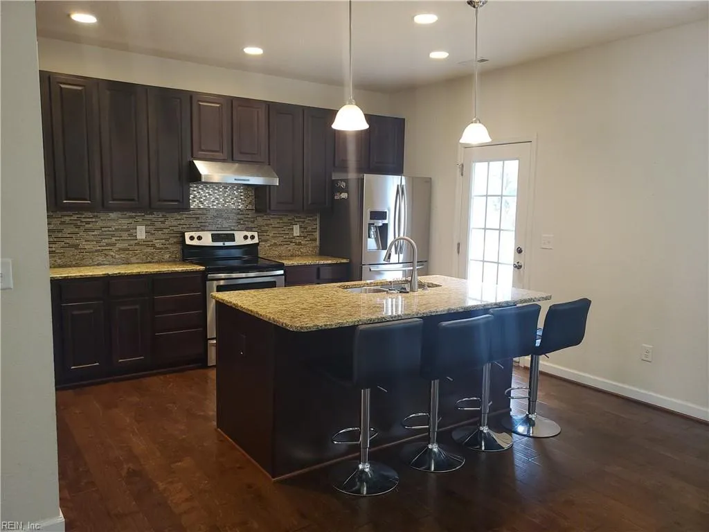 Virginia Beach, Virginia 23456, United States, 4 Bedrooms Bedrooms, ,3 BathroomsBathrooms,Residential,Active,81003