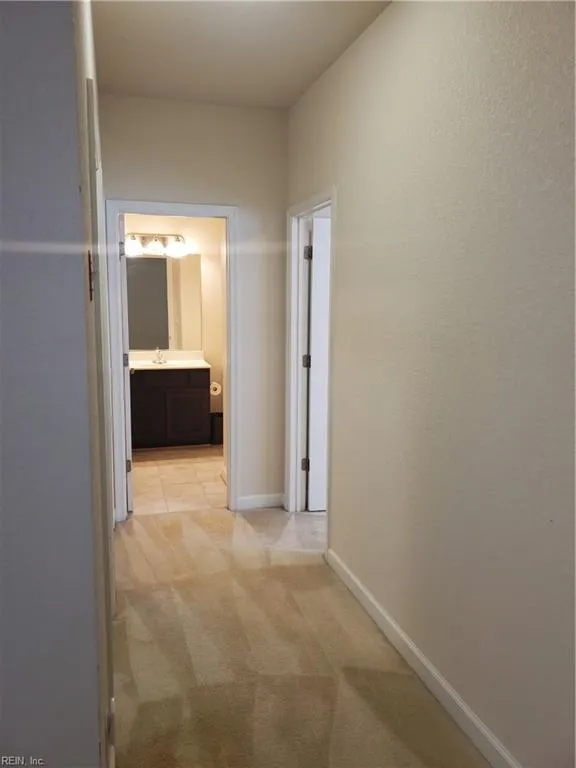 Virginia Beach, Virginia 23456, United States, 4 Bedrooms Bedrooms, ,3 BathroomsBathrooms,Residential,Active,81003