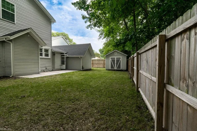 1407 Old Buckroe Road, photo 3 of 34