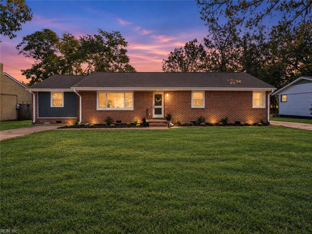 Photo of 116 Kidd Boulevard, Norfolk, VA 23502 (MLS # 10659361)