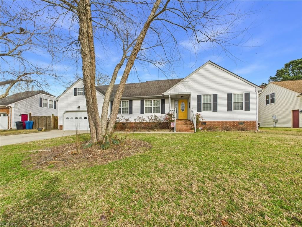 Photo of 2312 Bobtail Court, Virginia Beach, VA 23456 (MLS # 10616408)
