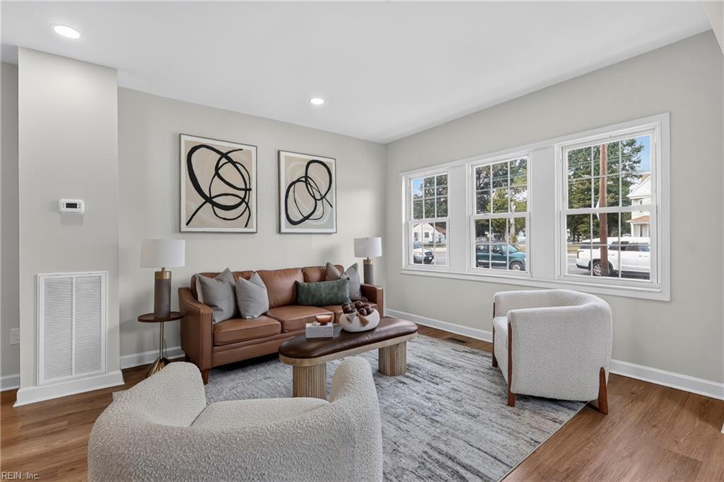 Photo of 1406 VICTORIA Boulevard, Hampton, VA 23661 (MLS # 10655398)