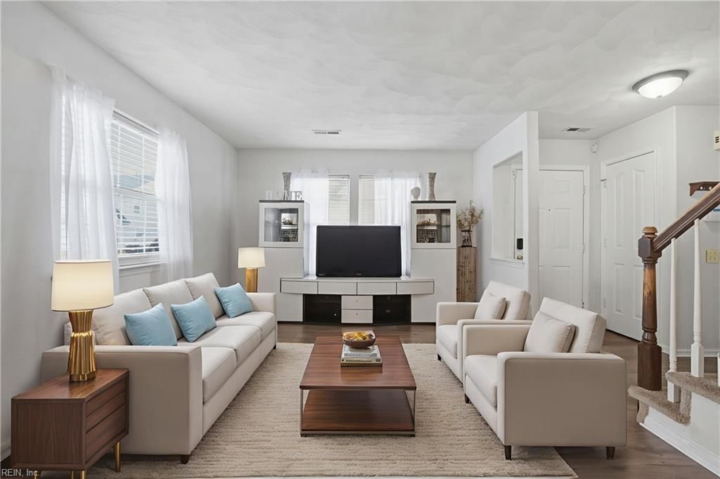 Photo of 164 Stoney Ridge Avenue, Suffolk, VA 23435 (MLS # 10622715)