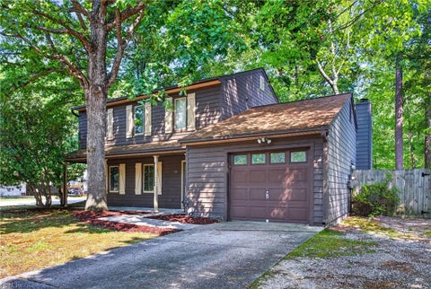 Photo of 10 Redcedar Way, Newport News, VA 23608 (MLS # 10649399)