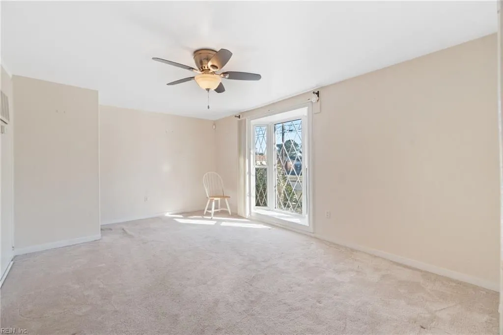 Portsmouth, Virginia 23701, United States, 4 Bedrooms Bedrooms, ,2 BathroomsBathrooms,Residential,Active,16966