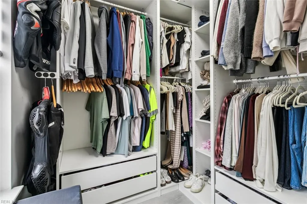 Yorktown, Virginia 23690, United States, 3 Bedrooms Bedrooms, ,3 BathroomsBathrooms,Residential,Pending,85836