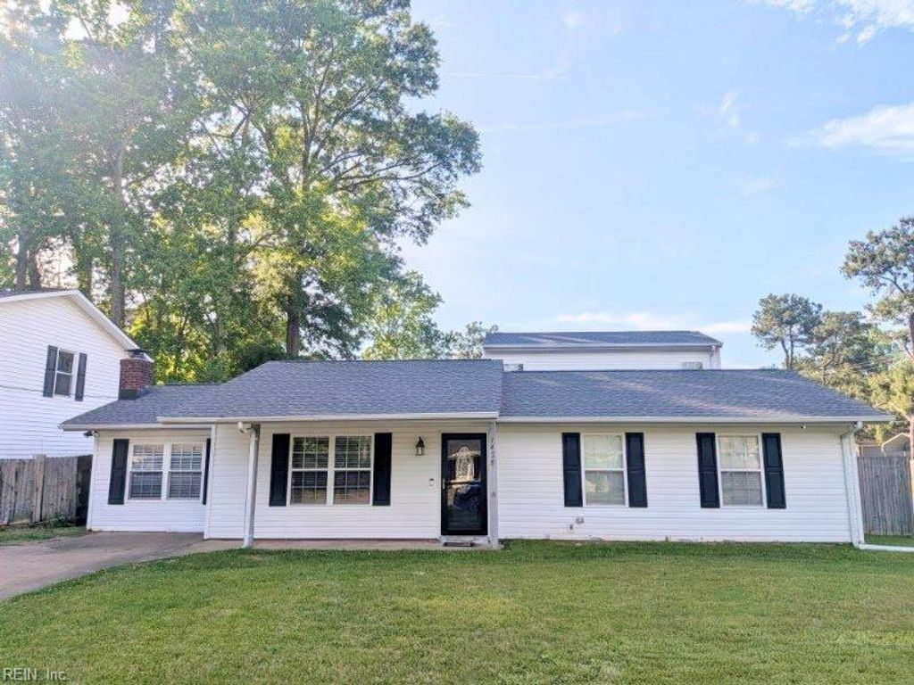 Photo of 1428 Winslow Avenue, Chesapeake, VA 23323 (MLS # 10632026)