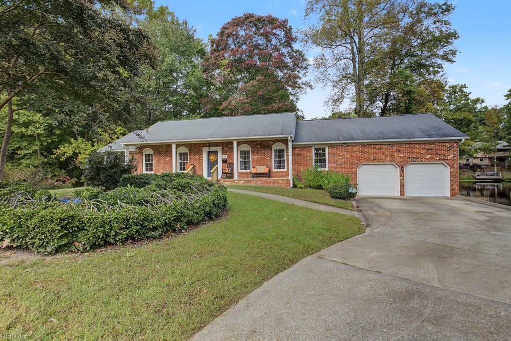 Photo of 158 Bloxom Drive Drive, Newport News, VA 23608 (MLS # 10659025)