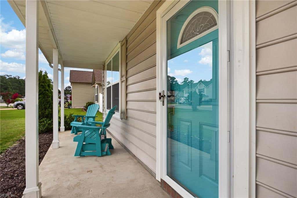 Photo of 4000 Ordinary Loop, Hayes, VA 23072 (MLS # 10643686)