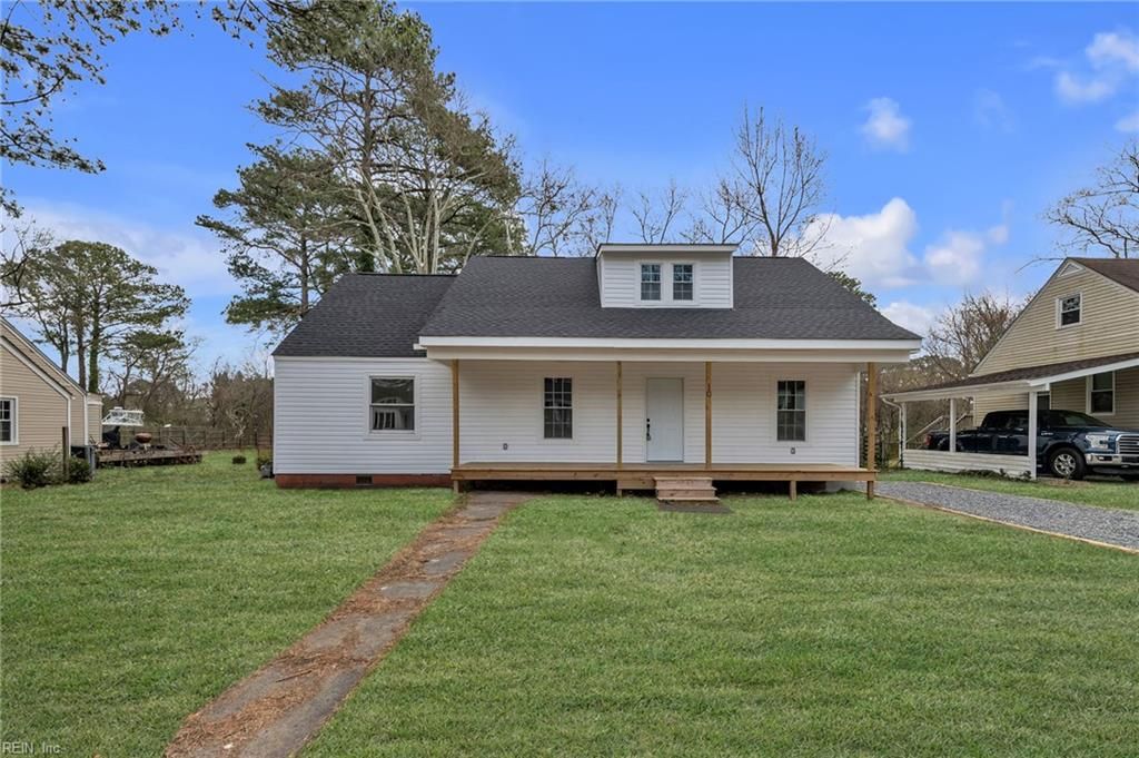 Photo of 10 California Avenue, Portsmouth, VA 23701 (MLS # 10626559)